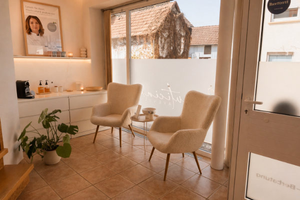 Bild 1 von Beautician Avenue